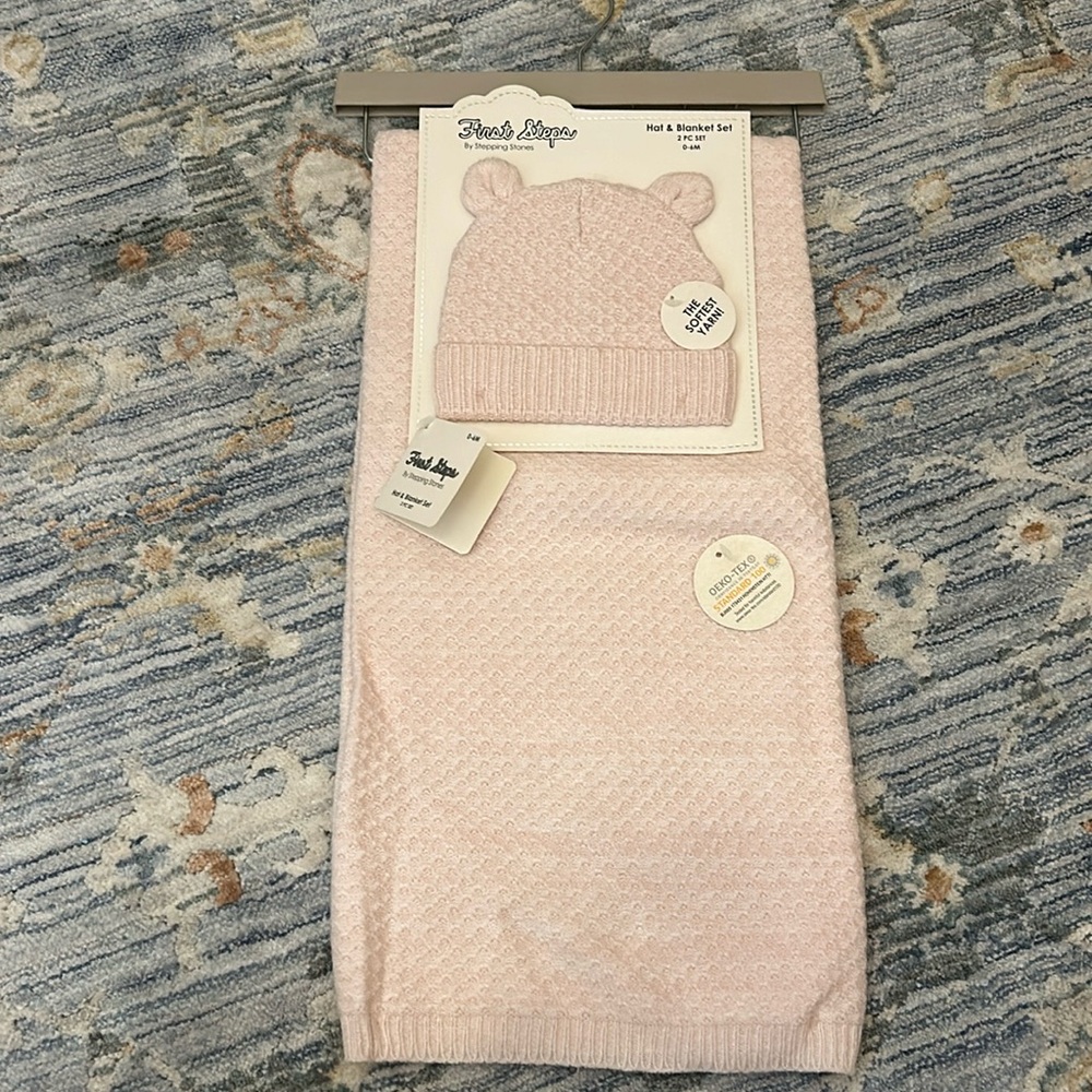 Brand New Baby Hat & Blanket Set